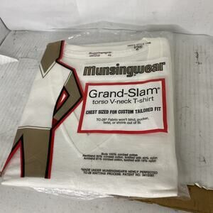 Vintage New Old Stock Munsingwear Grand Slam Torso V-Neck T-Shirts 46 As Picture